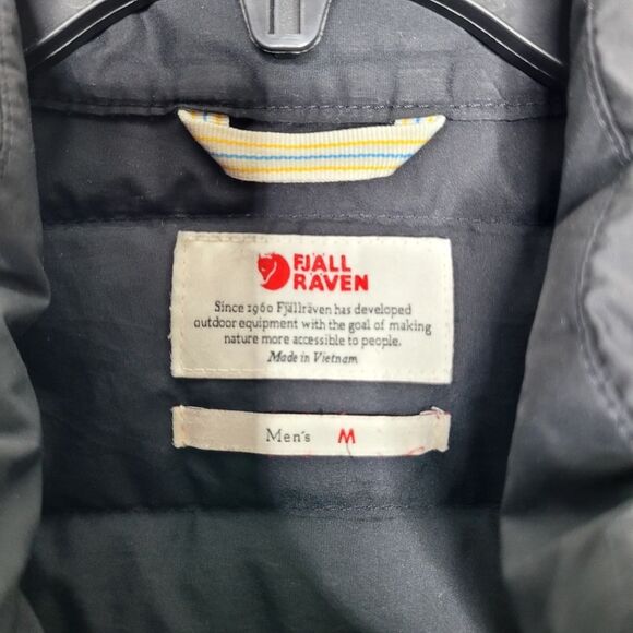 Fjallraven Greenland Down Liner Puffer Jacket Size Medium - Picture 8 of 16